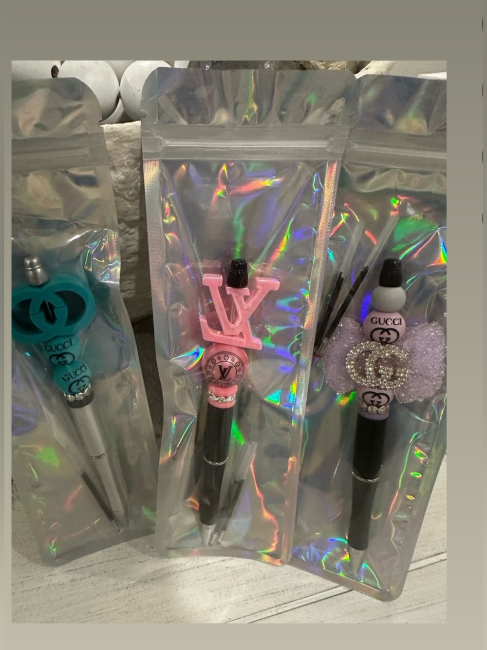 Set of 3 pens! Brand New! Comes with pen refills